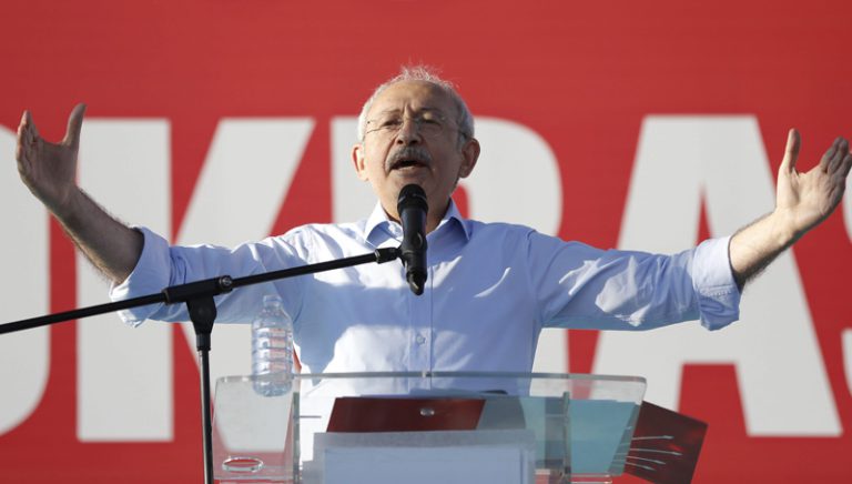 Επικράτηση του «όχι» στο τουρκικό δημοψήφισμα βλέπει ο επικεφαλής του CHP Κιλτσιντάρογλου