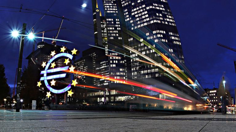 Μεγάλο μέρος των χρημάτων που δημιουργεί η ΕΚΤ συγκεντρώνεται στη Γερμανία, σύμφωνα με την κεντρική τράπεζα της χώρας