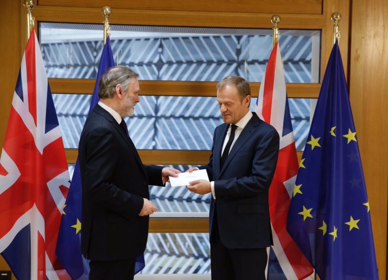 Ξεκινά η διετής περίοδος διαπραγματεύσεων για την έξοδο της Βρετανίας από την Ευρωπαϊκή Ενωση