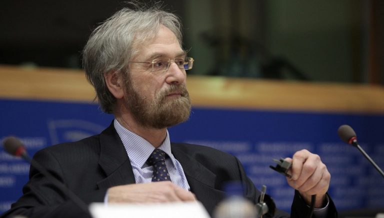 «Παράθυρο» για αλλαγή στην πολιτική της ΕΚΤ αφήνει ο Π. Πράετ