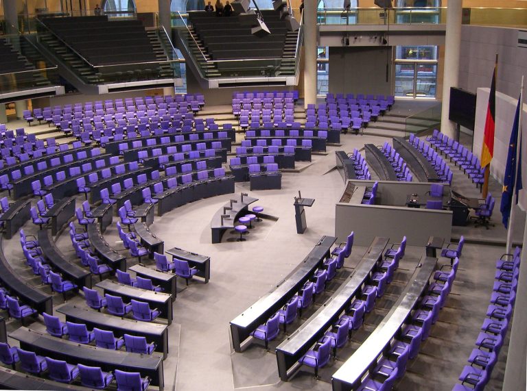 Μόνο στην επιτροπή Προϋπολογισμού της Bundestag θα τεθεί τελικά η πρόσφατη απόφαση του Eurogroup για την Ελλάδα