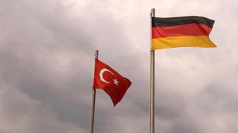 Την αναστολή των διαπραγματεύσεων ΕΕ – Τουρκίας για την τελωνειακή ένωση ζητά το Βερολίνο