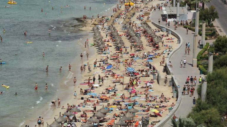 Πονοκέφαλο προκαλεί στην Ισπανία η αύξηση των τουριστών…
