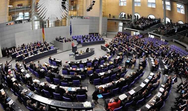 Αντιδράσεις των πολιτικών δυνάμεων της Γερμανίας στις προτάσεις Γιούνκερ