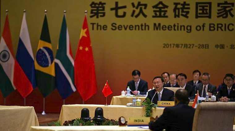 Με ταχύ ρυθμό αυξήθηκε το εμπόριο της Κίνας με τις άλλες χώρες BRICS