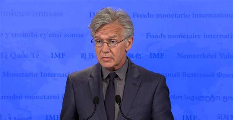 Ελεγχο στις ελληνικές τράπεζες ζητά το ΔΝΤ