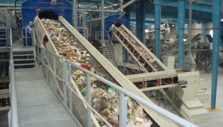 Εγκριση έργων διαχείρισης στερεών αποβλήτων, ύψους 137 εκατ. ευρώ, το επόμενο δίμηνο
