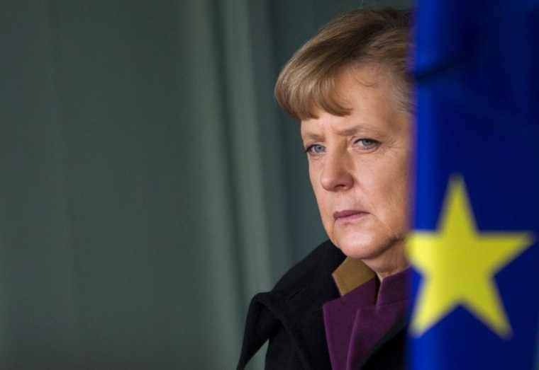 Spiegel: H Mέρκελ κρατά τα κλειδιά της Ευρώπης στα χέρια της