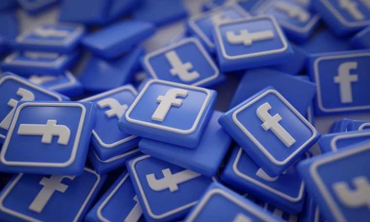 Σκάνδαλο Facebook: Ο ιστότοπος κοινωνικής δικτύωσης ανακοίνωσε «σοκαρισμένος που εξαπατήθηκε»