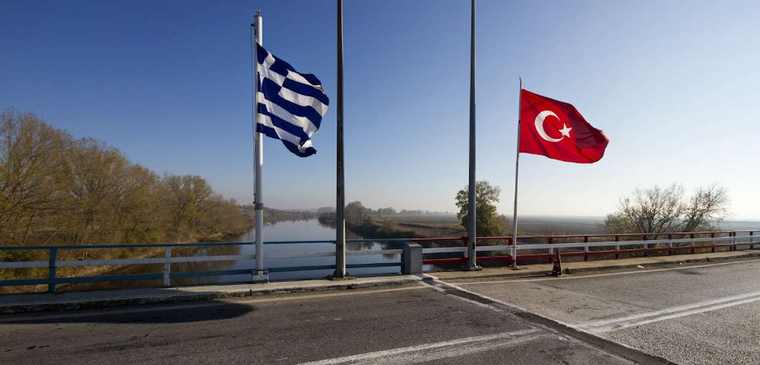 Συνελήφθησαν δύο Ελληνες στρατιωτικοί στον Εβρο από τουρκική περίπολο