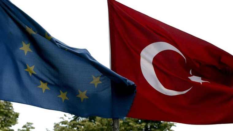 «Οχι» ΕΕ σε άνοιγμα νέων κεφαλαίων στις ενταξιακές διαπραγματεύσεις με Τουρκία
