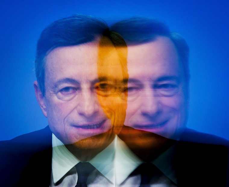 Μ. Ντράγκι: «Φρενάρει η ανάκαμψη στην ευρωζώνη»
