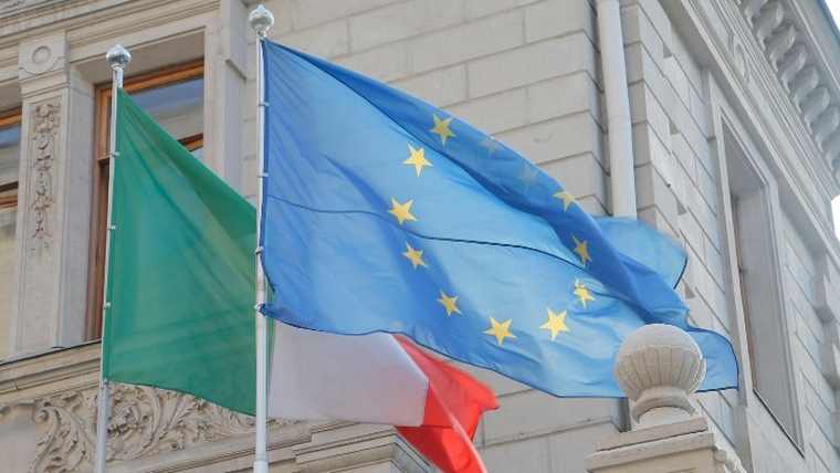 Η Ευρωπαϊκή Ενωση συνέβαλε στη δημιουργία της ιταλικής κρίσης και πρέπει τώρα να διορθώσει τη ζημιά