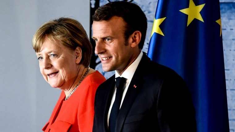 Συμφωνία Γερμανίας και Γαλλίας για προϋπολογισμό Ευρωζώνης και μεταναστευτικό