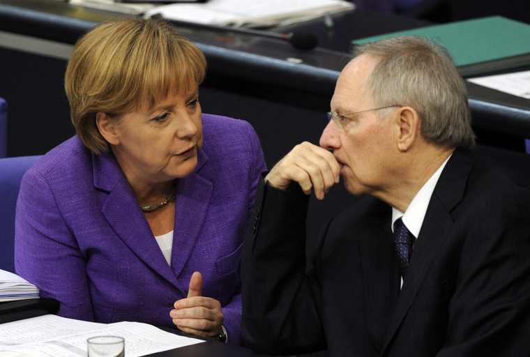 Πιθανός διάδοχος της Μέρκελ ο Σόιμπλε λόγω της γερμανικής  κρίσης