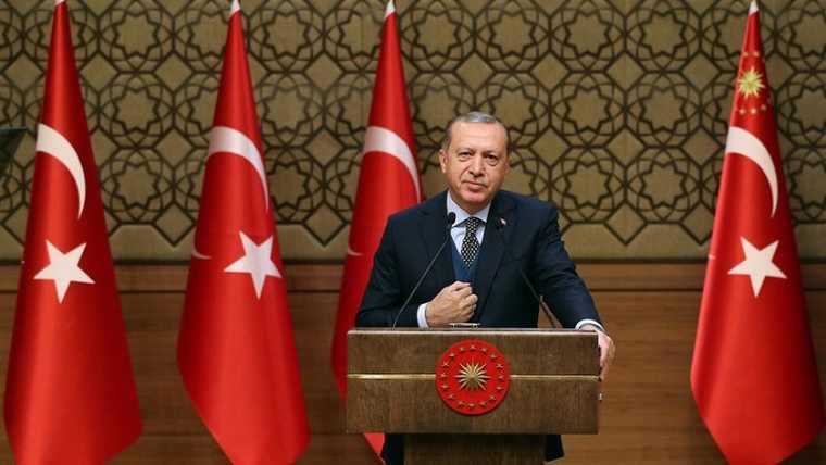 Εληξε η κατάσταση έκτακτης ανάγκης στην Τουρκία, αλλά διευρύνονται οι εξουσίες του Ερντογάν