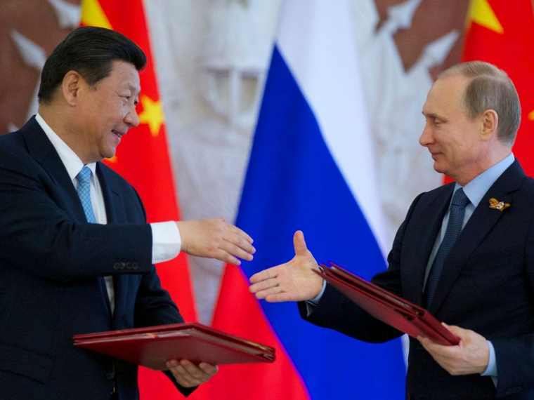 Ρωσία και Κίνα «μπλόκαραν» το αίτημα των ΗΠΑ να σταματήσουν οι εξαγωγές πετρελαίου προς τη Βόρεια Κορέα