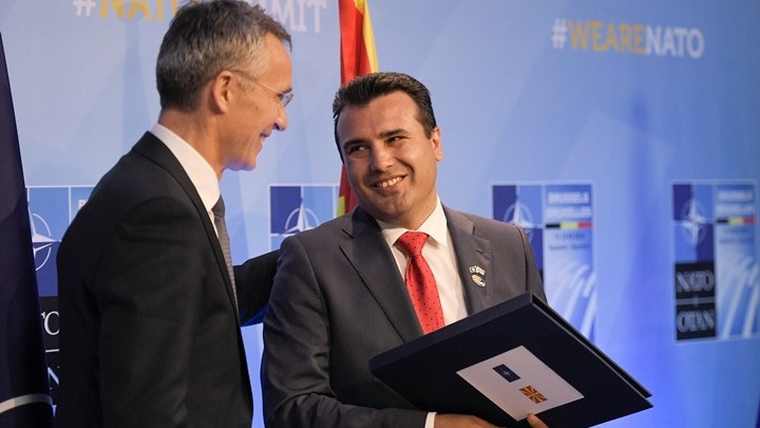 Πρόσκληση στον πρωθυπουργό της πΓΔΜ για έναρξη ενταξιακών συνομιλιών στο ΝΑΤΟ