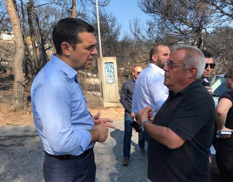 Επίσκεψη του πρωθυπουργού στις πληγείσες από τις πυρκαγιές περιοχές στο Μάτι