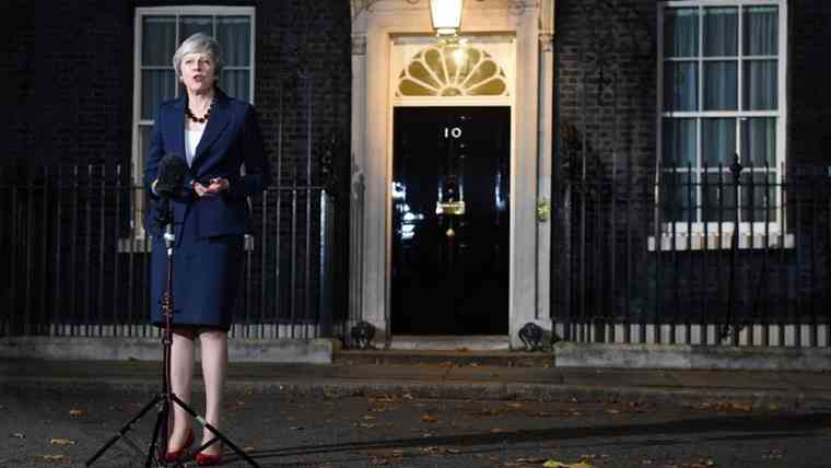 Το υπουργικό συμβούλιο ενέκρινε το σχέδιο συμφωνίας Λονδίνου και Βρυξελλών για το Brexit