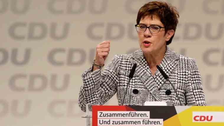 Η Άνεγκρετ Κραμπ-Καρενμπάουερ νέα Πρόεδρος του CDU