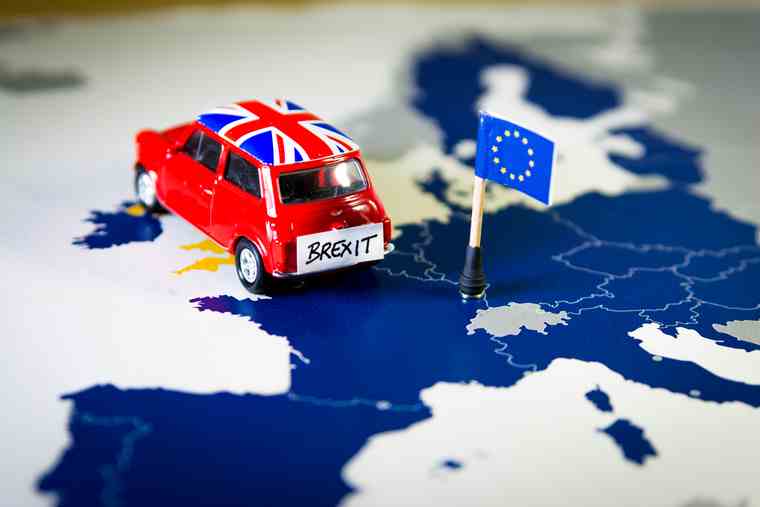 Επείγοντα μέτρα για πιθανό άτακτο Brexit από ΕΕ