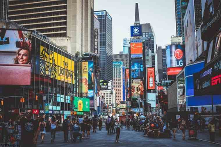 Αριθμός ρεκόρ 65,2 εκατομμύρια τουρίστες επισκέφθηκαν τη Νέα Υόρκη το 2018
