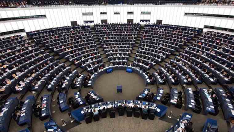 Το ευρωκοινοβούλιο δεν θα εγκρίνει συμφωνία για Brexit χωρίς το ιρλανδικό backstop