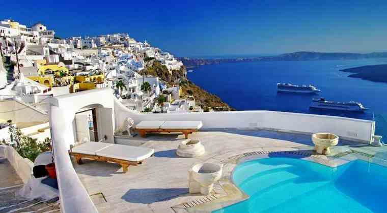 Η Ελλάδα πρωταγωνιστεί στον τουρισμό πολυτελείας