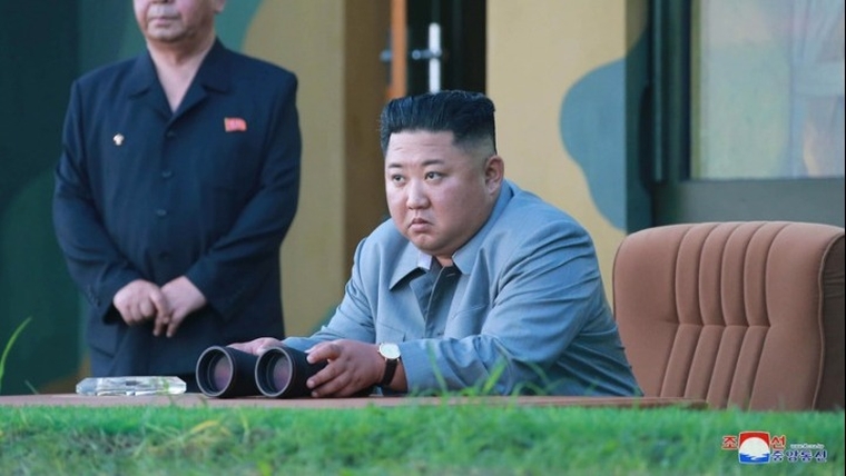 Κιμ Γιονγκ Ουν: «Προειδοποίηση προς ΗΠΑ και Νότια Κορέα οι νέες δοκιμές πυραύλων»