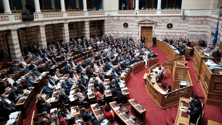 Ψηφίστηκε κατά πλειοψηφία το διυπουργικό νομοσχέδιο κλείνοντας τον πρώτο κύκλο νομοθετημάτων της κυβέρνησης