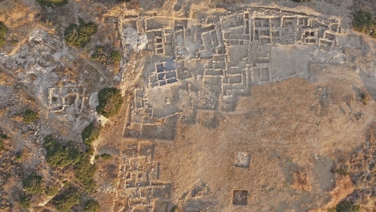 Συνεχίστηκε για 16η χρονιά η ανασκαφή του προ- Μινωικού νεκροταφείου στον Πετρά Σητείας