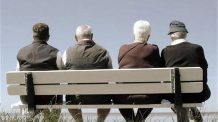 Η Ελλάδα στα τρία κράτη με τον υψηλότερο δείκτη γήρανσης στην ΕΕ