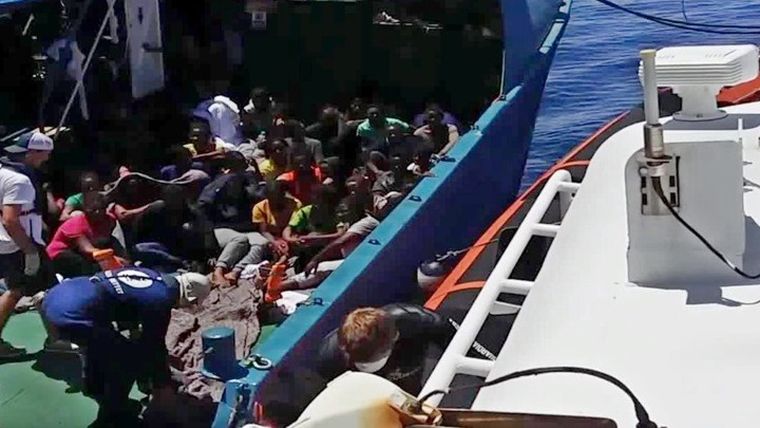 Άρνηση της Ιταλίας  να ακυρώσει τη συμφωνία με τη Λιβύη για το μεταναστευτικό