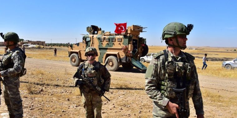 Άρχισε η τουρκική επιχείρηση στη ΒΑ Συρία