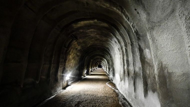Τουριστικό ενδιαφέρον προσελκύουν οι μυστικές, υπόγειες σήραγγες των Ναζί στο Μάριμπορ