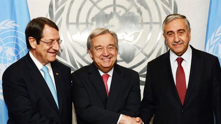 Τριμερή συνάντηση για το Κυπριακό προτείνει η Γερμανία