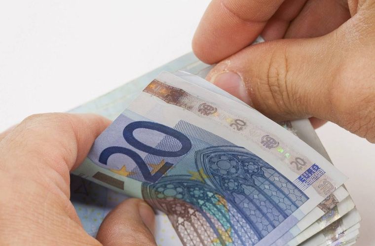 Ελάχιστο εγγυημένο εισόδημα 1 δισ. ευρώ για 800.000 πολίτες