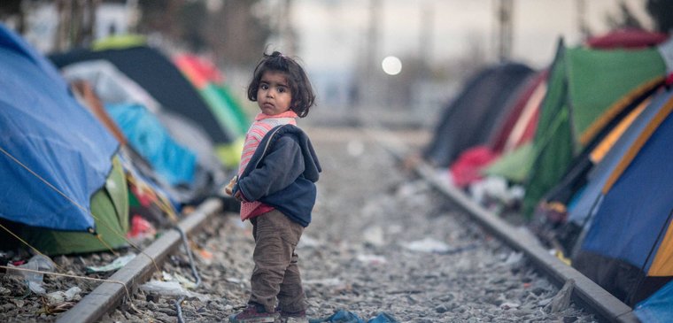Ευάλωτα σε σεξουαλική εκμετάλλευση τα παιδιά και οι ασυνόδευτοι ανήλικοι πρόσφυγες στην Ελλάδα
