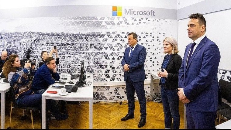 Εργαστήριο τεχνητής νοημοσύνης από τη Microsoft στο Βουκουρέστι