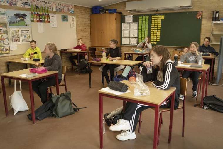 Ξανανοίγουν σταδιακά και με προφυλάξεις τα σχολεία στις χώρες της Ευρώπης