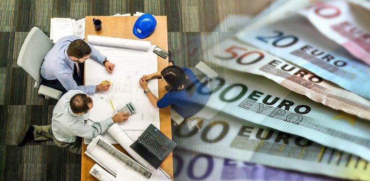 Επίδομα 800 ευρώ: Πότε καταβάλλεται – Τα τρία στάδια πληρωμής