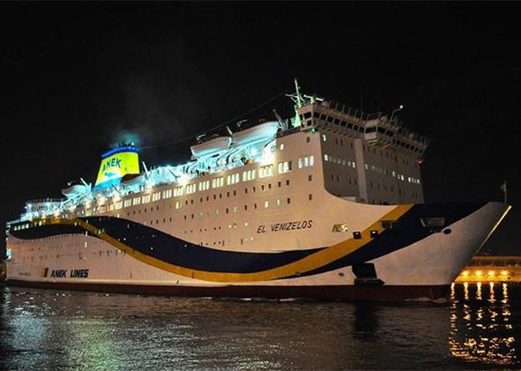 Πληροφορίες για πάνω από 120 κρούσματα στο πλοίο «Ελ. Βενιζέλος»