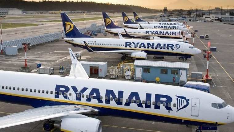 Η Ryanair θα κάνει το 40% των πτήσεών της τον Ιούλιο