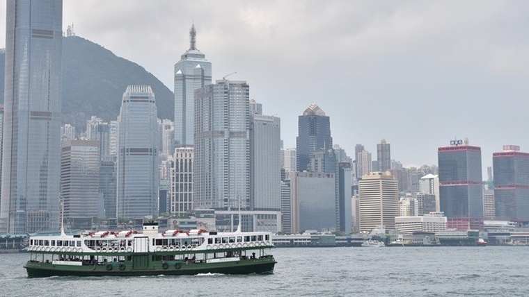 “Δίκοπο μαχαίρι” η άρση του αμερικανικού ειδικού καθεστώτος, προειδοποιεί το Χονγκ Κονγκ