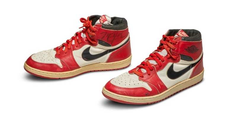 Σε δημοπρασία παπούτσια του Michael Jordan