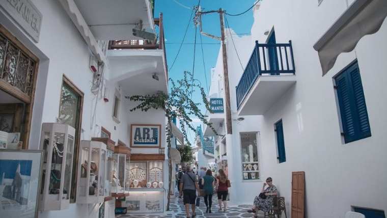 Η Ελλάδα στο πολυσέλιδο αφιέρωμα της Bild am Sonntag για τις καλοκαιρινές διακοπές