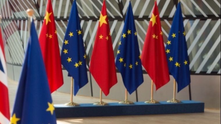 Σύνοδος κορυφής ΕΕ – Κίνας για την αποκλιμάκωση της έντασης
