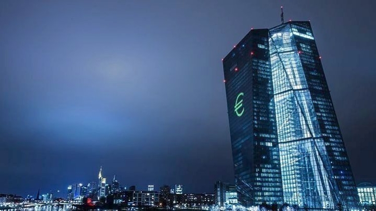 Η ΕΚΤ ετοιμάζει νέα στήριξη στην οικονομία της Ευρωζώνης