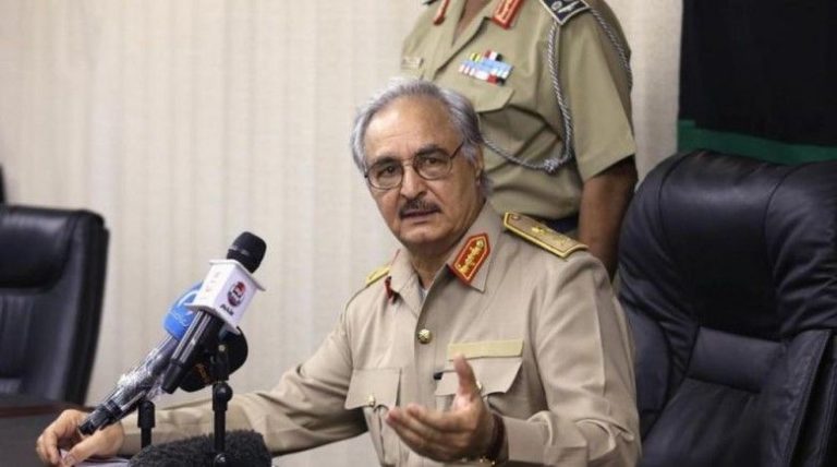 Ο Χαφτάρ έπληξε θέσεις του GNA στη νότια Λιβύη